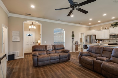 4940 Spring Hill Dr, Wichita Falls, TX 76310 - photo 4