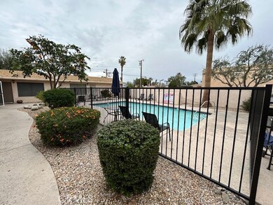 73740 Santa Rosa Way unit C, Palm Desert, CA 92260 - photo 4