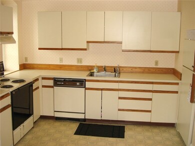 46 Shadow Farm Way, Wakefield, RI 02879 - photo 5