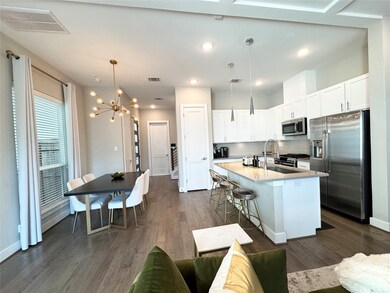 4513 Whitney Park Way, Houston, TX 77022 - photo 4