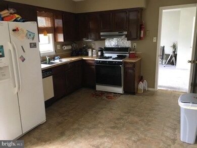 125 Sturbridge Dr, Sicklerville, NJ 08081 - photo 6