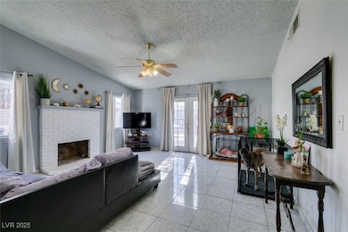 1816 N Torrey Pines Dr, Las Vegas, NV 89108 - photo 4