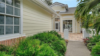 7607 Whitebridge Glen, University Park, FL 34201 - photo 3