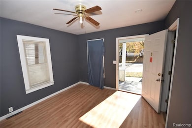 1213 E Kalamazoo St, Lansing, MI 48912 - photo 2