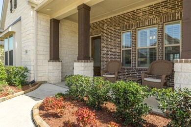 1919 Santa Maria Dr, Friendswood, TX 77546 - photo 3