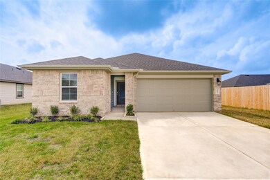 1254 Waterside Trace, Sealy, TX 77474 - photo 4