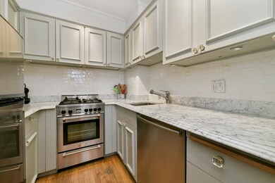 988 Memorial Dr unit 487, Cambridge, MA 02138 - photo 6
