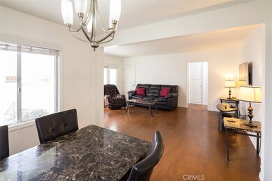 5644 Verdura Ave, Lakewood, CA 90712 - photo 4