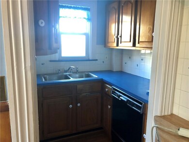 16 Cherry St unit 1, Warren, RI 02885 - photo 5