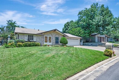 909 Natchez Ave, Bedford, TX 76022 - photo 2