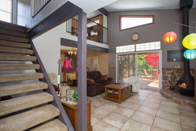 Open & Spacious Great Room