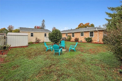 802 E 12th St, Vinton, IA 52349 - photo 5