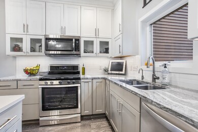 373 Macatawa Park Holland MI 49423-4