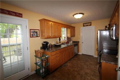 482 Indian Springs Cir, Manchester, TN 37355 - photo 4