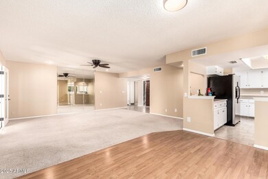 10413 E Silvertree Dr, Sun Lakes, AZ 85248 - photo 7