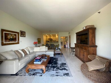 Oceansound unit 233, Key Biscayne, FL 33149 - photo 3