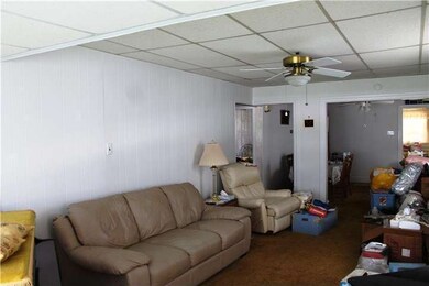 4040 Joshua Rd, Lafayette Hill, PA 19444 - photo 5