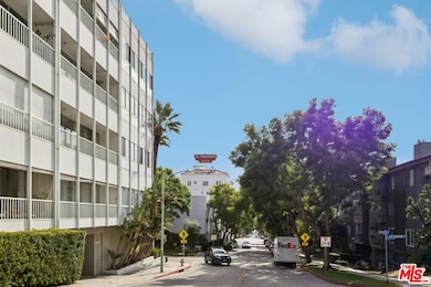 1400 N Sweetzer Ave unit 406, West Hollywood, CA 90069 - photo 2