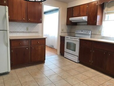 Nice backsplash!