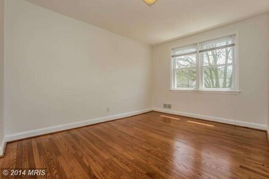 5521 Medwick Garth S, Catonsville, MD 21228 - photo 6