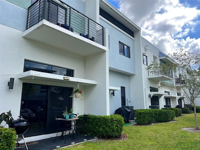 4428 NW 9th St, Plantation, FL 33317 - photo 3