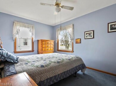 144 Iroquois St, Struthers, OH 44471 - photo 6