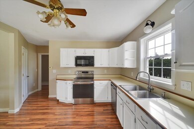 83 Canada St, Swanton, VT 05488 - photo 6