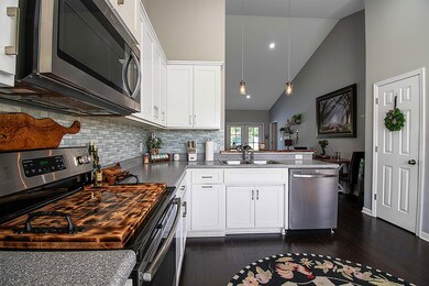 108 Scenic Stream Cir, Crawfordville, FL 32327 - photo 2