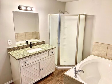 172 Finley Ct, Springtown, TX 76082 - photo 7