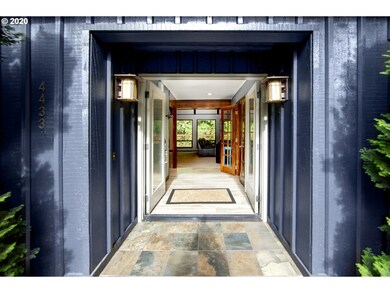 Entrance/Foyer