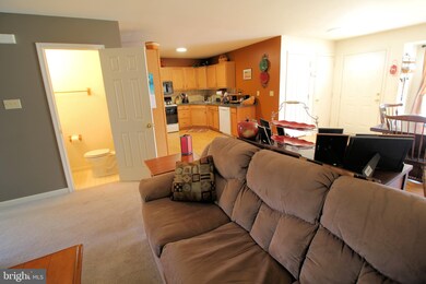 124 N 4th St, Bally, PA 19503 - photo 4