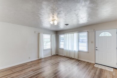 405 Harmon Rd, Hurst, TX 76053 - photo 5