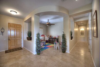 004_Living Room