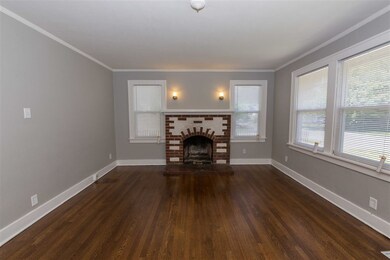 1328 Sorin St, South Bend, IN 46617 - photo 3