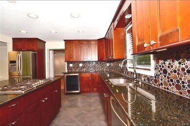 5323 Cetronia Rd, Allentown, PA 18106 - photo 2