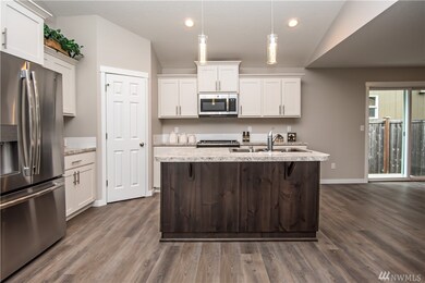 220 Wind River Dr, Chehalis, WA 98532 - photo 2