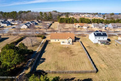 123 Laurel Woods Blvd, Currituck, NC 27929 - photo 4