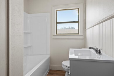 403 S 5th St, Rosebud, TX 76570 - photo 6