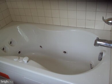 919B W Broad St unit 919B, Quakertown, PA 18951 - photo 7