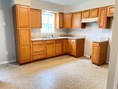 Spacious kitchen