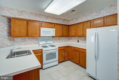 45D Winthrop Rd unit D, Monroe Township, NJ 08831 - photo 7
