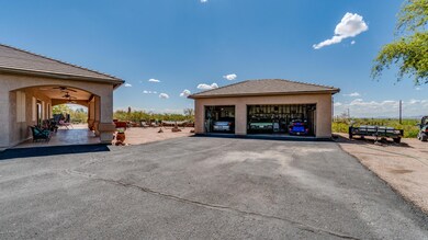 4889 E Broadway Ave-31