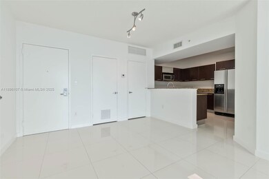 Metropolis at Dadeland unit 1402, Unincorporated Dade County, FL 33156 - photo 5