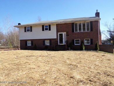 677 Pardeesville Rd, Hazle Township, PA 18202 - photo 2