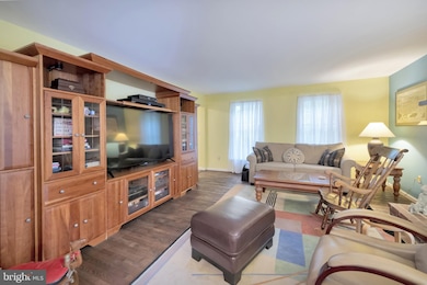 12706 Sagamore Forest Ln, Reisterstown, MD 21136 - photo 5