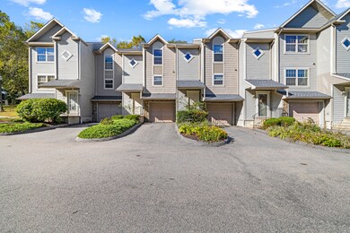 19 Hawthorne Dr unit 104, New London, CT 06320 - photo 2