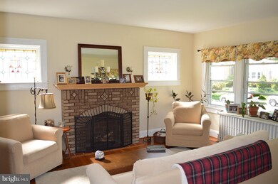 2228 Lake Ave, Baltimore, MD 21213 - photo 4