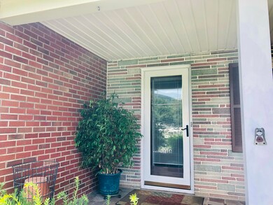 B1BD88C4-8370-489A-A03F-8CAD9220467D