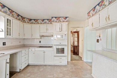 2845 Franklin St, Highland, IN 46322 - photo 6