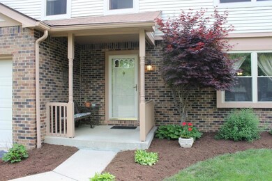 2428 Bradenton Ct, Columbus, OH 43235 - photo 2